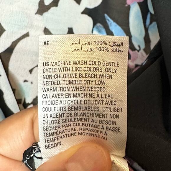 NWT Bar III Farah Botanical Wrap Top - Picture 7 of 9